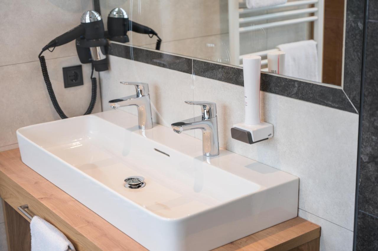 Aparthotel Weningeralm โอเบอร์เทาเอิร์น ภายนอก รูปภาพ